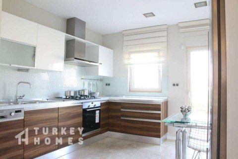 3+1 Villa  in Yalova, Türkei Nr. 233556 - 5