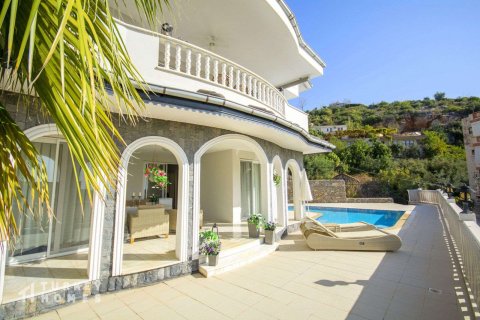 4+1 Villa i Alanya, Antalya, Tyrkia Nr. 233557 - 2