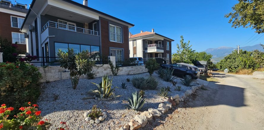 4+1 Villa  i Fethiye, Mugla, Tyrkiet Nr. 232464