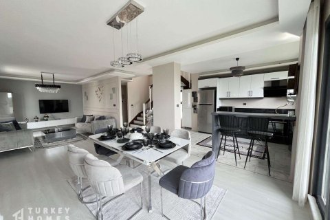 3+1 Villa  in Istanbul, Türkei Nr. 233596 - 12