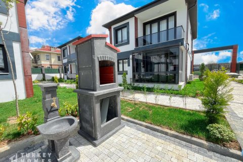 3+1 Villa  in Istanbul, Türkei Nr. 233596 - 22