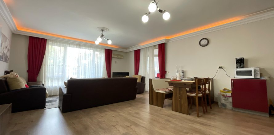 2+1 Apartment  in Oba, Antalya, Turkey No. 221071