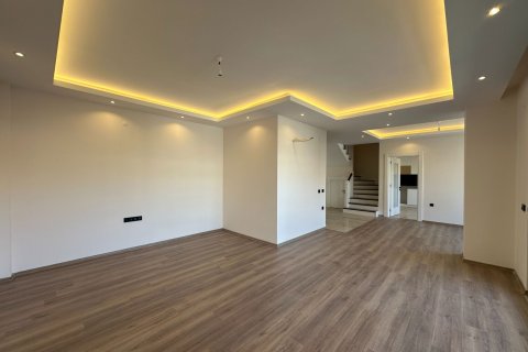 3+1 Leilighet  i Alanya, Antalya, Tyrkia Nr. 218563 - 2