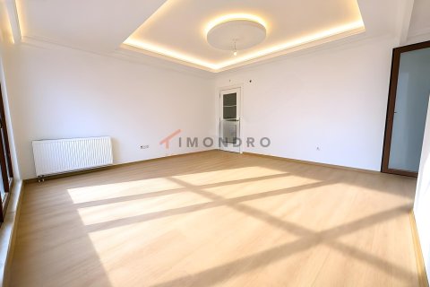 2+1 Wohnung in Küçükçekmece, Istanbul, Türkei Nr. 238120 - 4