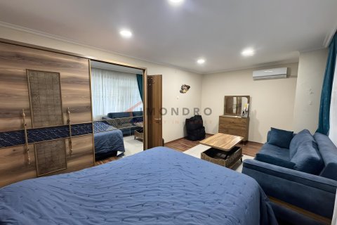 3+1 Wohnung in Fatih, Istanbul, Türkei Nr. 238119 - 2