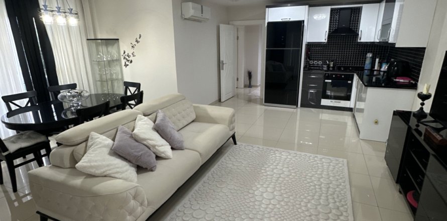 1+1 Apartment  in Mahmutlar, Antalya, Turkey No. 221686