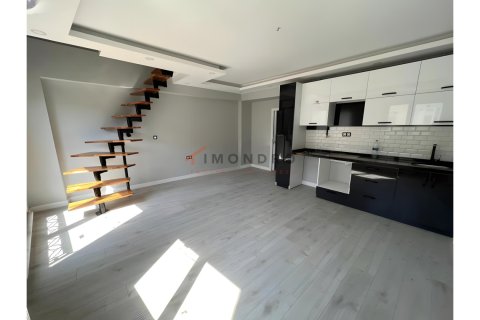 3+1 Leilighet i Sisli, Istanbul, Tyrkia Nr. 217117 - 3