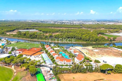 4+1 Villa  i Serik, Antalya, Tyrkia Nr. 217114