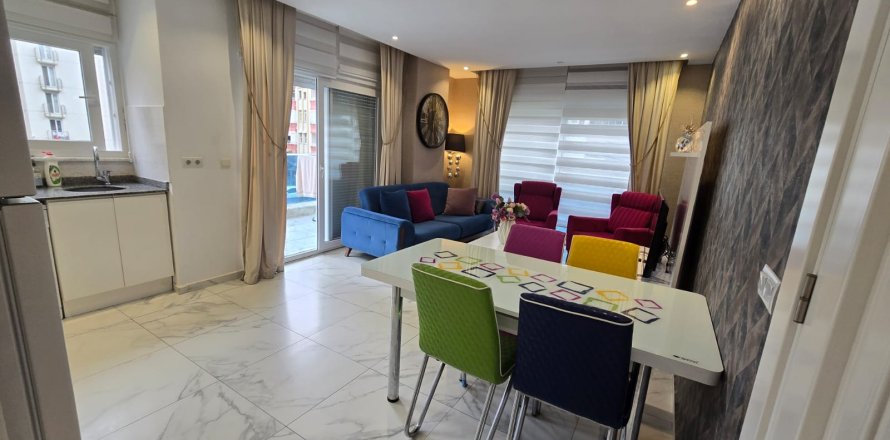 آپارتمان در Mahmutlar ، ترکیه 2 خوابه ، 95 متر مربع. شماره 218133