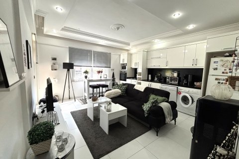 2+1 Wohnung  in Alanya, Antalya, Türkei Nr. 218132 - 2