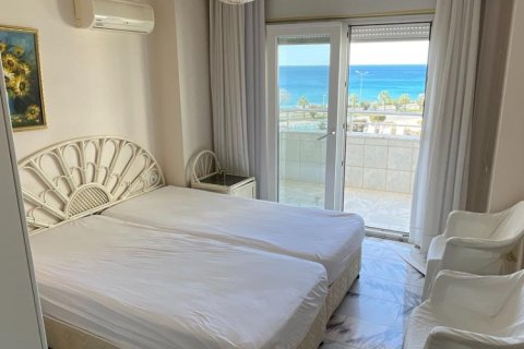 Продажа квартиры  в Аланье, Анталье, Турция 2+1, 125м2, №218135 – фото 8