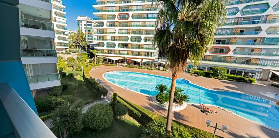 Квартира  1+1 в Аланье, Анталья, Турция №223760