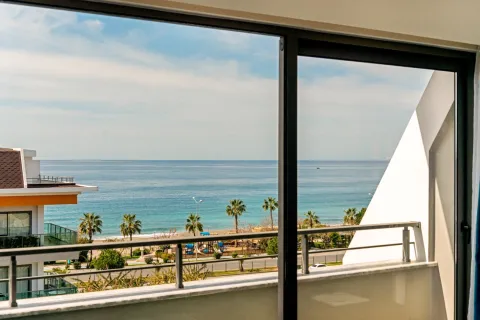 Продажа квартиры  в Аланье, Анталье, Турция 3+1, 160м2, №223764 – фото 10