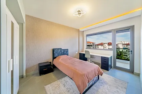 Продажа квартиры  в Аланье, Анталье, Турция 3+1, 160м2, №223764 – фото 19