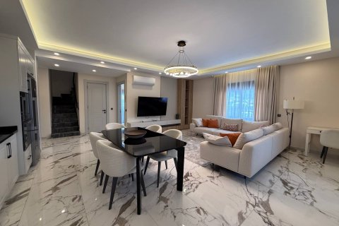 4+1 Wohnung  in Oba, Antalya, Türkei Nr. 220005 - 2