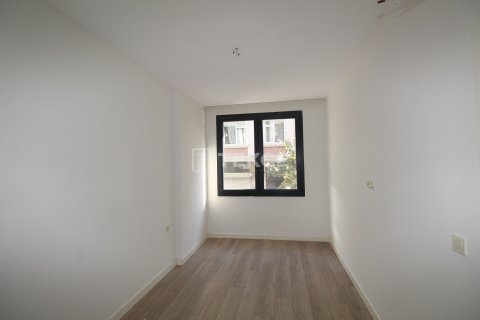 Аренда квартиры  в Стамбуле, Турция 1+1, 84м2, №214770 – фото 12