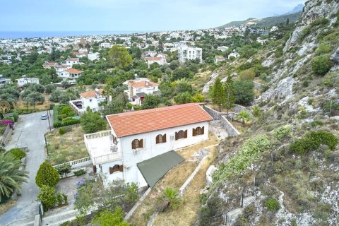 Продажа виллы  в Алсанджаке, Гирне, Северный Кипр 5+1, 280м2, №214362 – фото 2