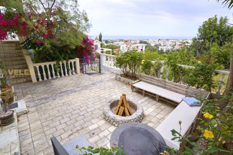 Продажа виллы  в Алсанджаке, Гирне, Северный Кипр 5+1, 280м2, №214362 – фото 13