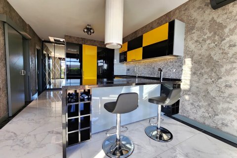 Продажа квартиры  в Аланье, Анталье, Турция 3+2, 220м2, №219858 – фото 4