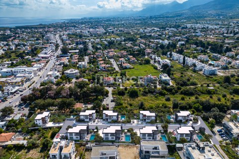 Продажа виллы  в Гирне, Северный Кипр 4+1, 340м2, №219853 – фото 9