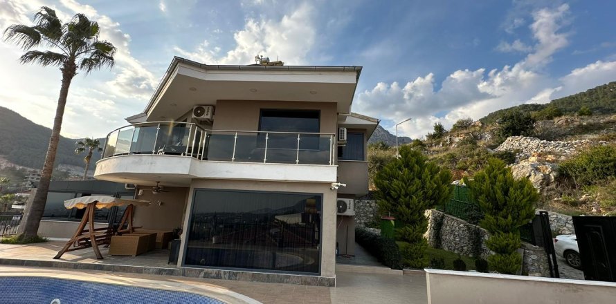 Вилла  3+1 в Анталье, Турция №222887