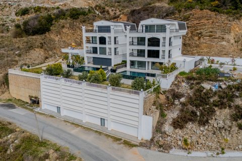 ویلا در  Alanya ، ترکیه 6 خوابه ، 490 متر مربع.  شماره 218907