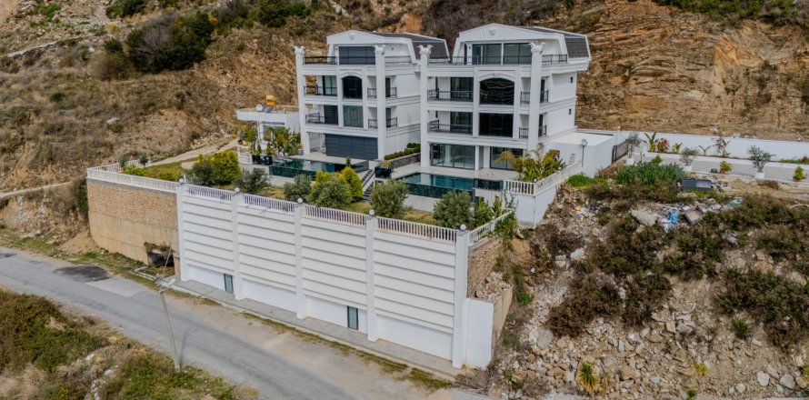 6+1 Villa  i Alanya, Antalya, Tyrkiet Nr. 218907