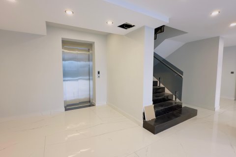 6+1 Villa  i Alanya, Antalya, Tyrkiet Nr. 218907 - 15