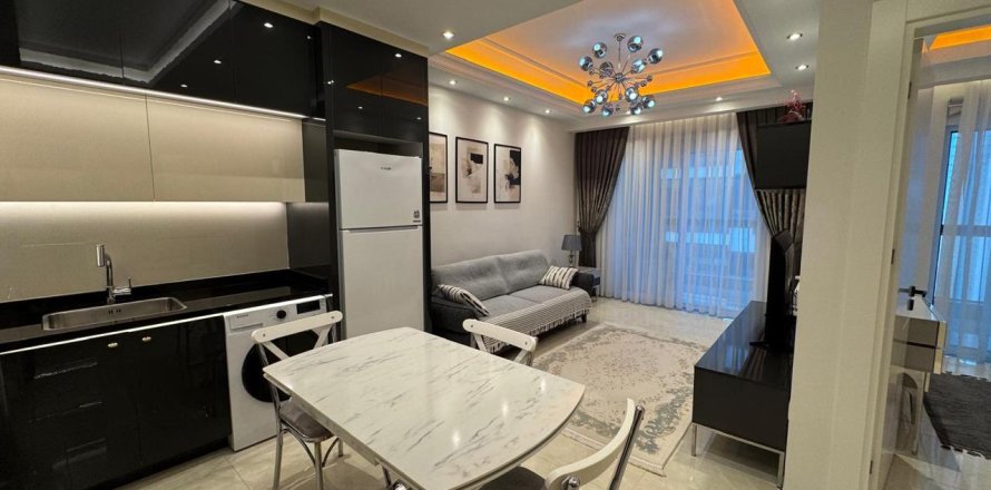 1+1 Leilighet  i Mahmutlar, Antalya, Tyrkia Nr. 217373