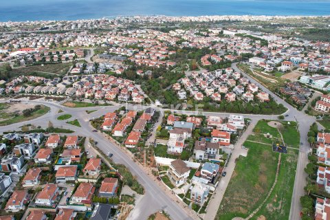 ویلا در  Izmir ، ترکیه 7 خوابه ، 630 متر مربع.  شماره 212792 - 17