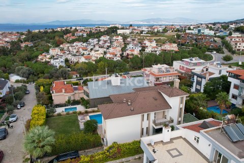 ویلا در  Izmir ، ترکیه 7 خوابه ، 630 متر مربع.  شماره 212792 - 12