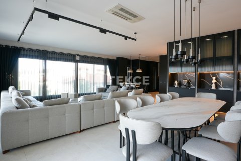 ویلا در  Izmir ، ترکیه 7 خوابه ، 630 متر مربع.  شماره 212792 - 29