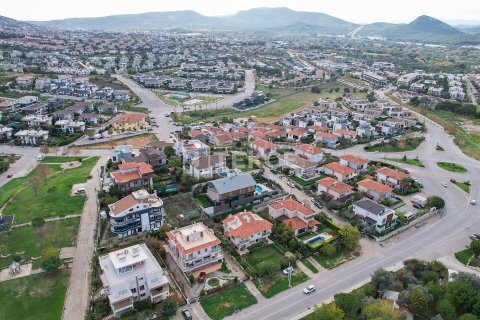 ویلا در  Izmir ، ترکیه 7 خوابه ، 630 متر مربع.  شماره 212792 - 16