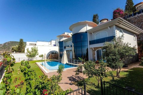 Villa  5+2  Alanya, Antalya, Türkiye №229181 - 1