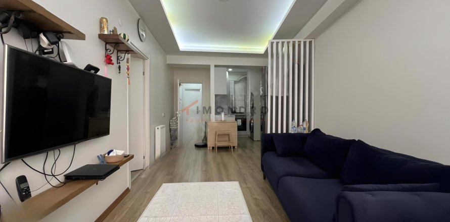 2+1 Apartment  in Beyoglu, Istanbul, Turkey No. 212967