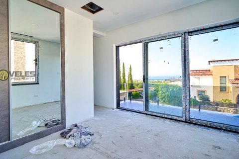 Продажа виллы  в Караогланоглу, Гирне, Северный Кипр 4+1, 400м2, №214023 – фото 24