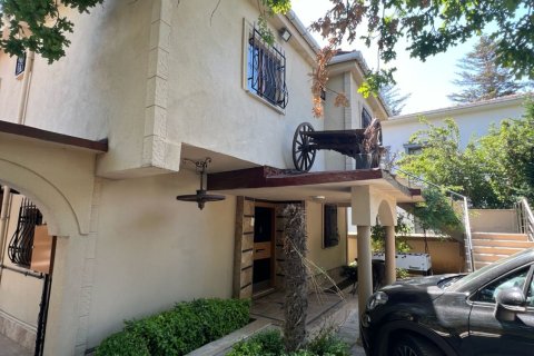 Продажа виллы в Бююкчекмедже, Стамбуле, Турция 7 комн., 900м2, №228383 – фото 13