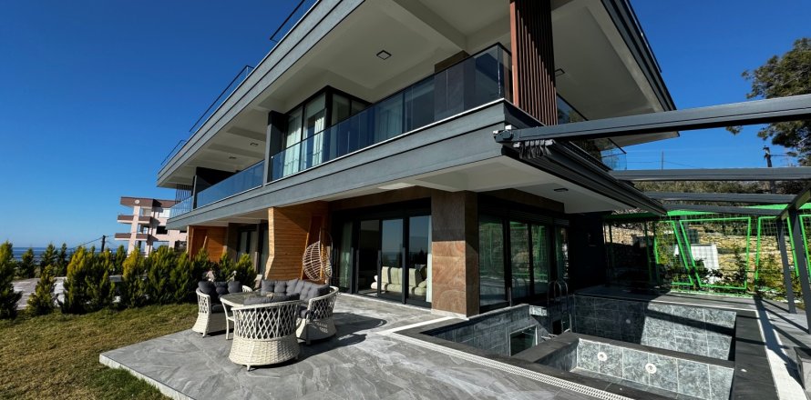 4+2 Villa  i Alanya, Antalya, Tyrkiet Nr. 158107