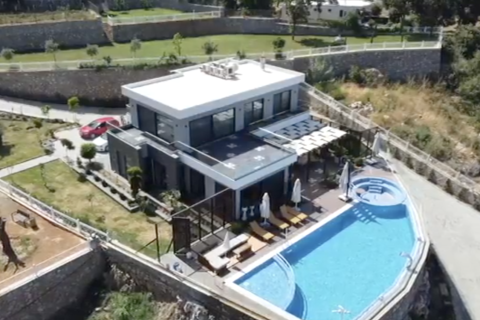 Villa for sale  in Antalya, Turkey, 6 bedrooms, 600m2, No. 222858 – photo 1