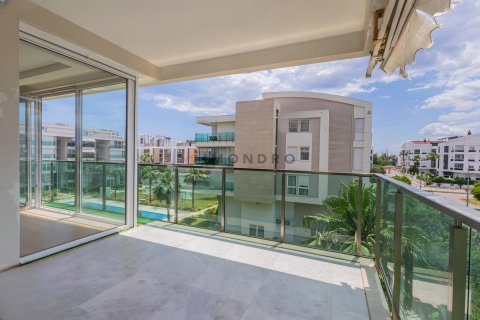 Apartment for sale in Konyaalti, Antalya, Turkey, 4 bedrooms, 200m2, No. 228785 – photo 12