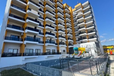 1+1 Apartment  in Tomuk, Mersin, Turkey No. 229959