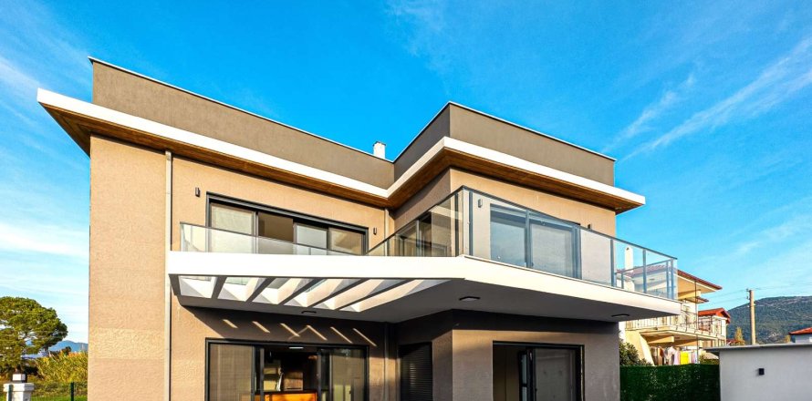 4+1 Villa in Dalaman, Mugla, Turkey No. 233494