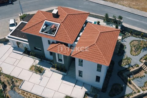 5+1 Villa  i Girne,  Nr. 215453 - 7