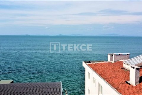 2+1 Wohnung in Cinarcik, Yalova, Türkei Nr. 214891 - 1