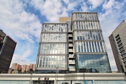 Коммерческая недвижимость  1502м2 в Стамбуле, Турция №222682