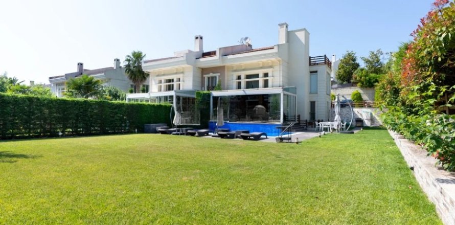 6+1 Villa  i Istanbul, Tyrkia Nr. 222663