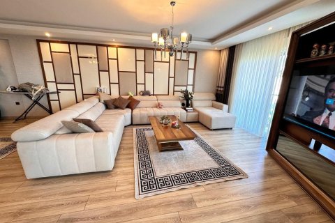 4+1 Lejlighed  i Alanya, Antalya, Tyrkiet Nr. 221859 - 2