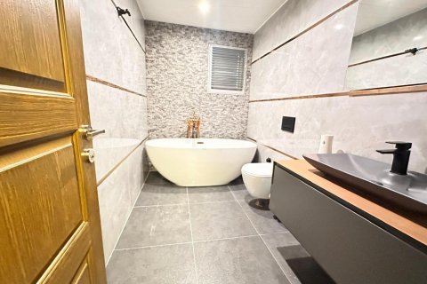 4+1 Lejlighed  i Alanya, Antalya, Tyrkiet Nr. 221859 - 15