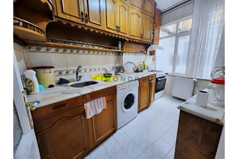 Apartment for sale  in Fatih, Istanbul, Turkey, 3 bedrooms, 120m2, No. 221864 – photo 4