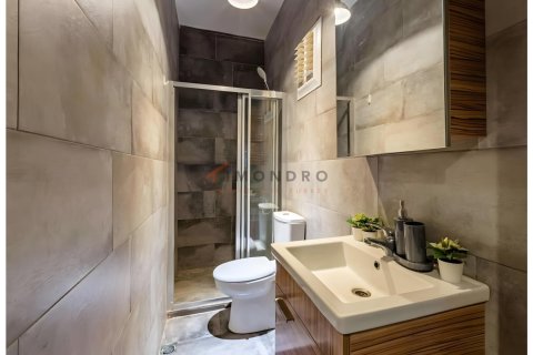 Apartment for sale  in Beyoglu, Istanbul, Turkey, 2 bedrooms, 80m2, No. 221863 – photo 13